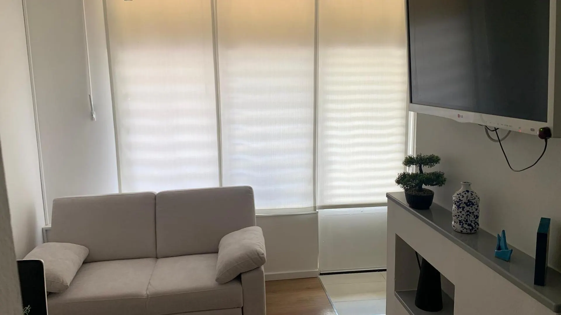 Studio Im Erdgeschoss, Beim Beruehmten Znjan Strand Split Croatia
